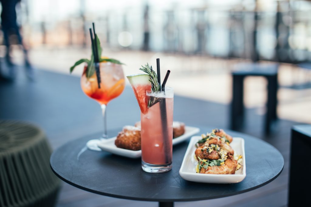 Best Cocktails & Happy Hours Near Our Redemption Square Apartments